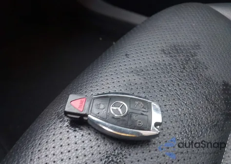 2018 Mercedes-Benz C 300 4Matic z USA, uszkodzony, nr VIN WDDWF4KBXJR318385